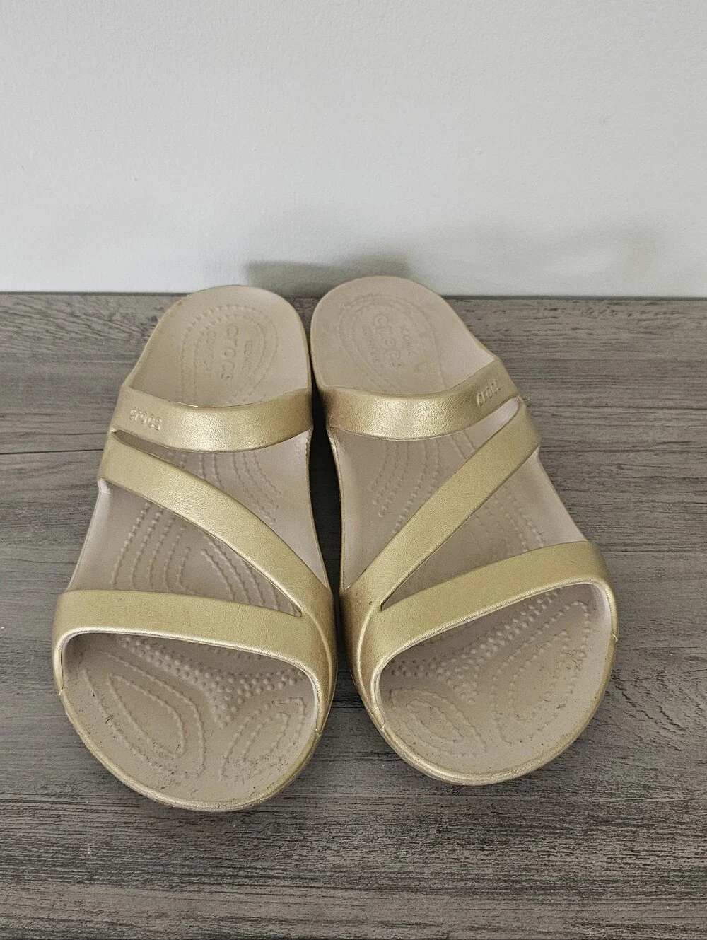 CROCS size pre